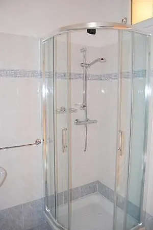 Sleeps 2 Pool Wifi Vila *