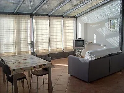 Sleeps 2 Pool Wifi Vila Ossuccio