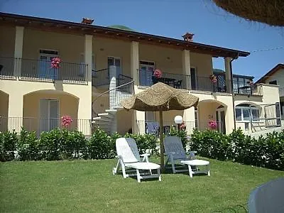 Sleeps 2 Pool Wifi Villa Ossuccio
